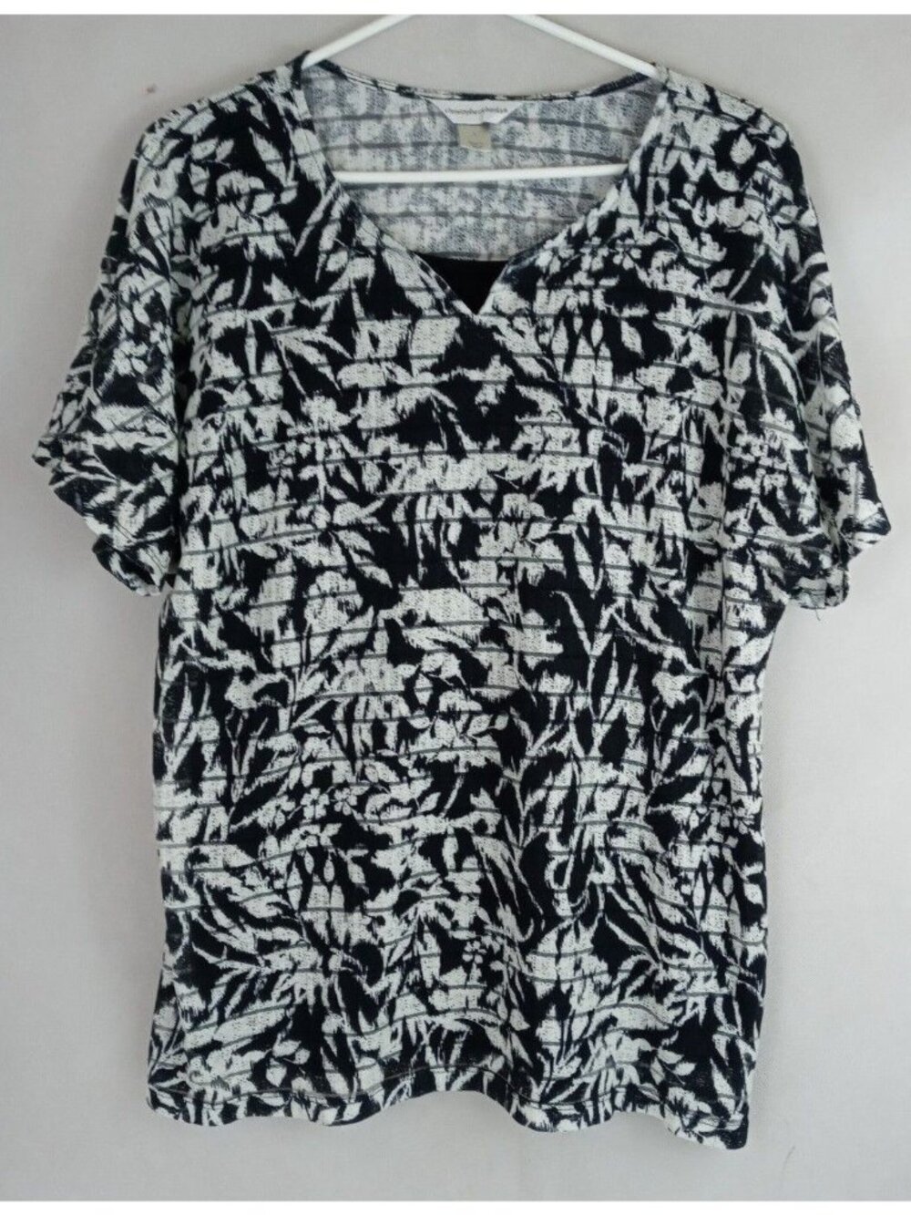 Christopher & Banks Black & White Floral Tank Lined Blouse Size Large